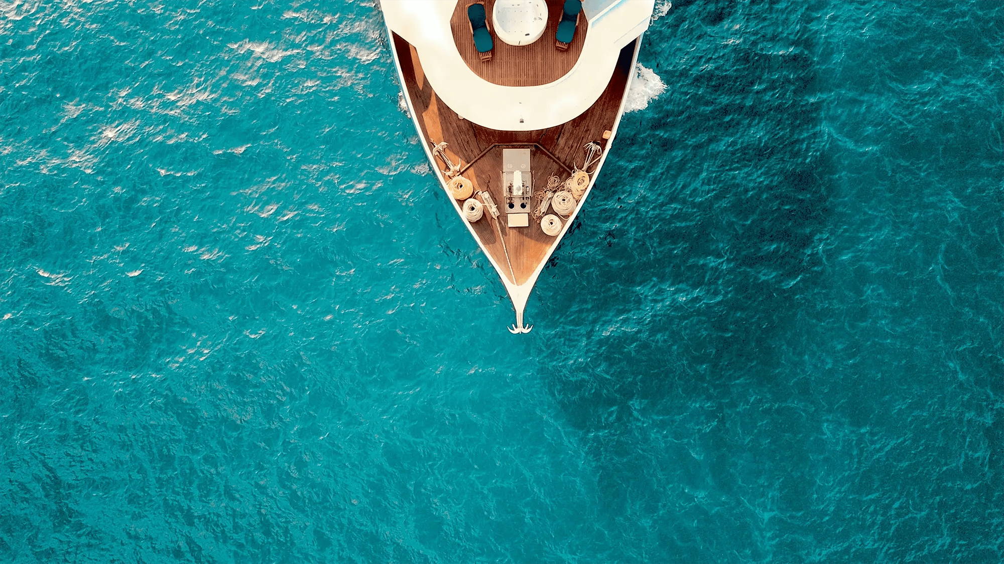 yacht-sea-flipped